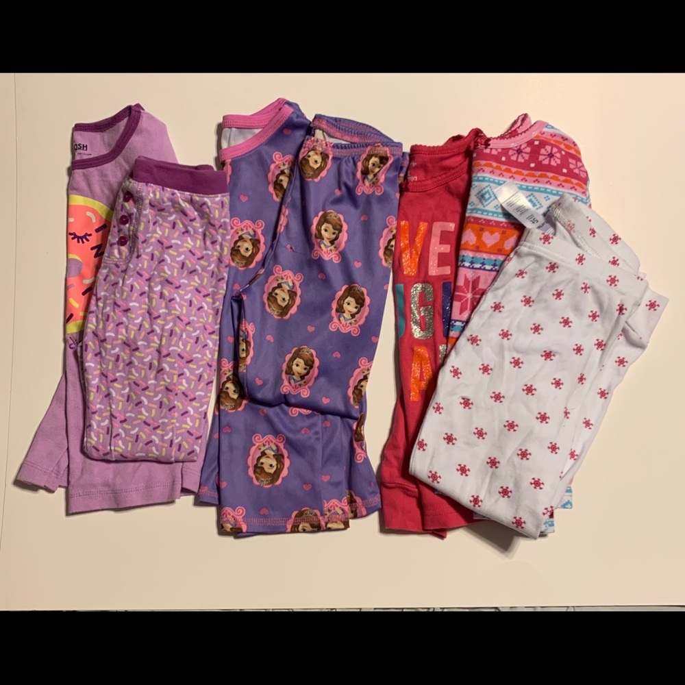 Lot of Jammies - Oshkosh, Carter’s, and Disney